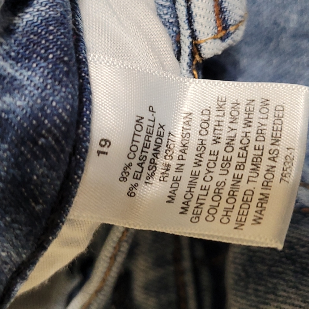 Arizona high rise slim straight Jeans. - Size 19 - Picture 10 of 10